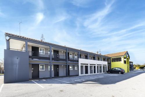 B&B Hôtel Perpignan Sud Porte d'Espagne