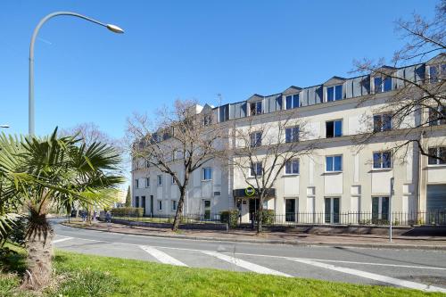 B&B HOTEL Saint-Maur Créteil