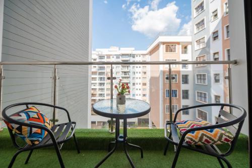 Executive Suites with free parking and WiFi