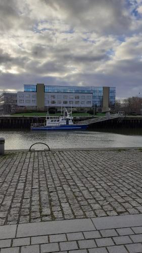 Hôtel Les Gens De Mer Dunkerque by Popinns