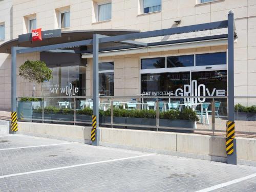 ibis Elche