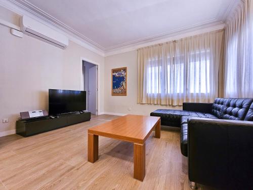 Classbedroom Park Güell Apartment, Барселона (фото 6)
