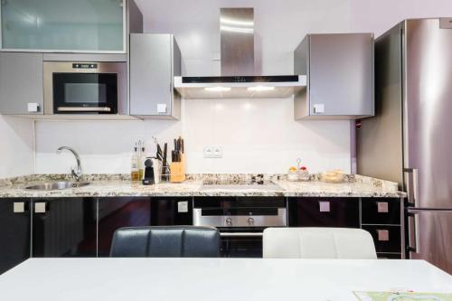 Apartamentos con Patio by Toledo Ap - main image