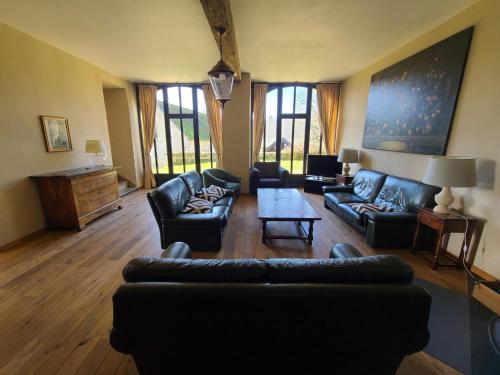 Family-friendly accommodation in the forges of Orval opposite the abbey