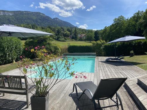 ST JORIOZ-Maison spacieuse avec PISCINE et Vue, LLA Selections by Location lac Annecy - Location saisonnière - Saint-Jorioz