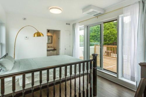 Superbe condo 2BDR avec terrasse