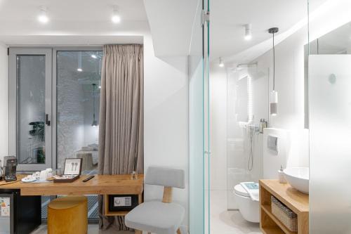 Ciel Suites Athens - Tap to explore photos