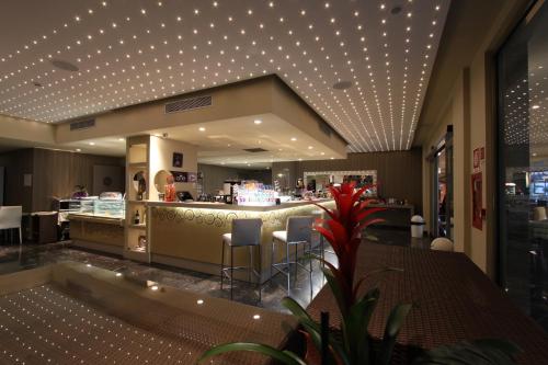 Main Palace Hotel - 레스토랑