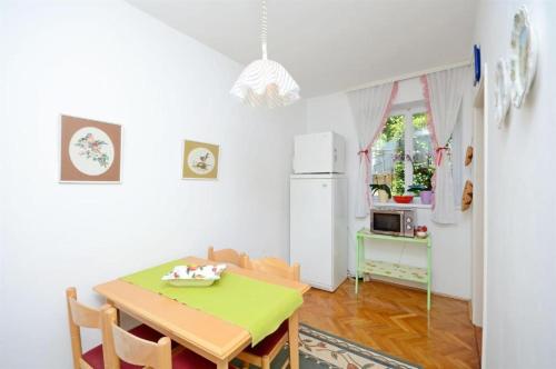 Lui, Gradac (fotografie 8)