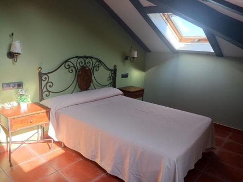 Hotel Restaurante Doña Elvira (Hotel Restaurante Dona Elvira) in Nava del Rey