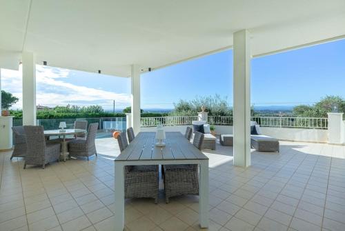 V022 - VILLA ELS OLIVARS in Pau