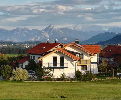 Ferienwohnung Abendsonne - Apartment - Oy-Mittelberg