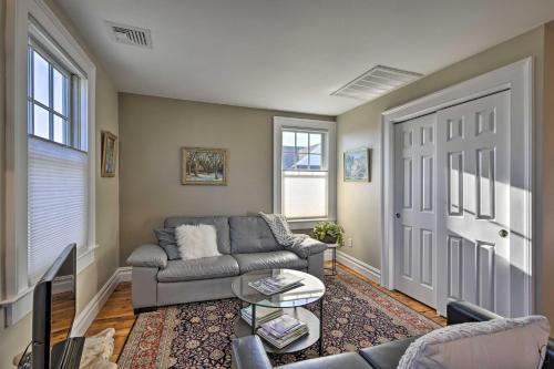 Bright 2nd-Floor Apt - half Mi to Greenport Harbor! - image 6