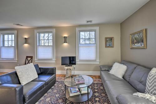 Bright 2nd-Floor Apt - half Mi to Greenport Harbor! - image 8