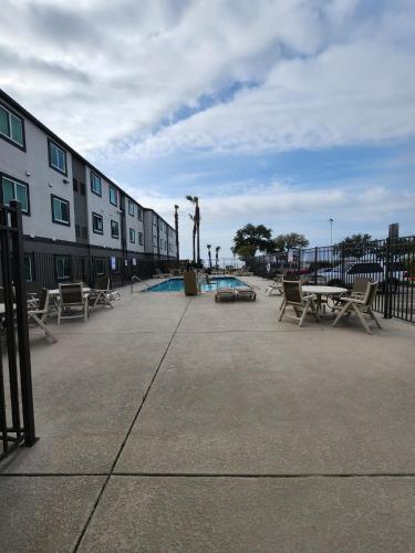 Bazen, Motel 6 Biloxi, MS - Beach in Biloxi (MS)
