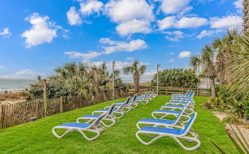 strand, Carolinian Beach Resort near Myrtle Beach Pinball Museum