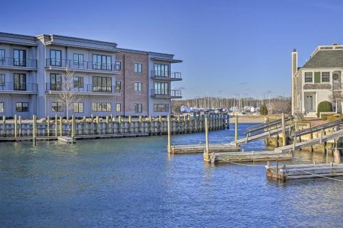 Quaint DT Greenport Apt - 2 Mi to Shelter Island! in Greenport, USA