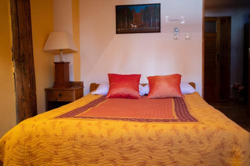 Kolory Guest House Room Type - Triple Room