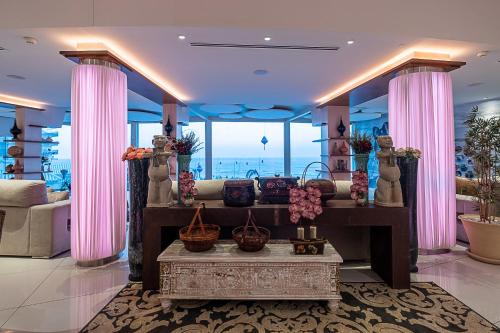 Tesis özellikleri, ON Hotels Oceanfront Adults Designed in Almonte