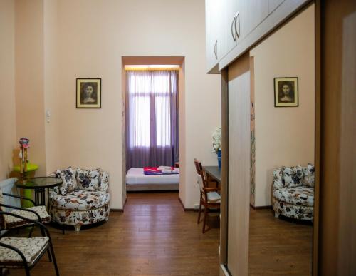 Apartment on Chubinashvili 30, Tbilisi (fotografie 9)