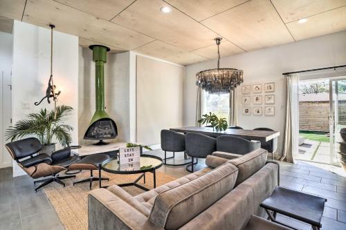 Stylish Albuquerque Home about 6 Miles to Downtown!