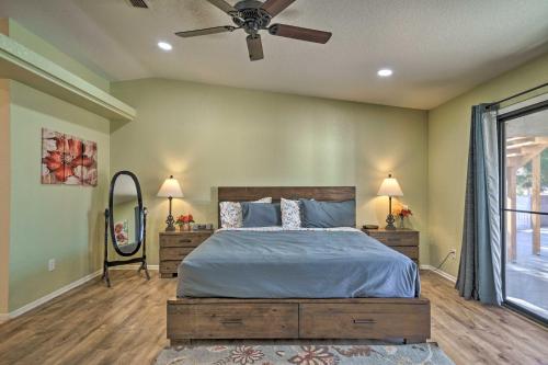 Family-Friendly Lake Havasu Getaway with Deck and Pool in 哈瓦蘇湖城