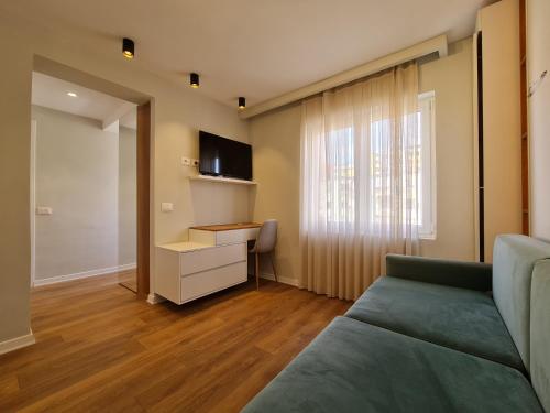 Adore - Modern Studio, Tirana (photo 9)