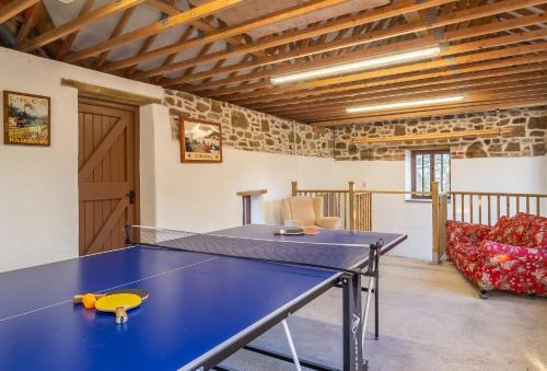 Church Close Cottage - image 8