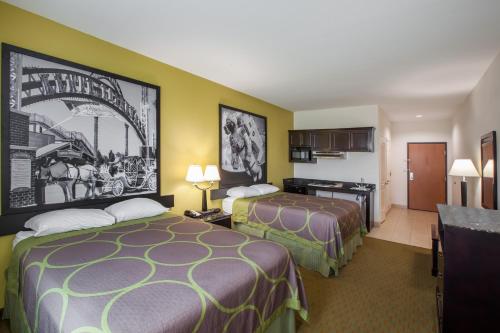 Queen Room with Two Queen Beds