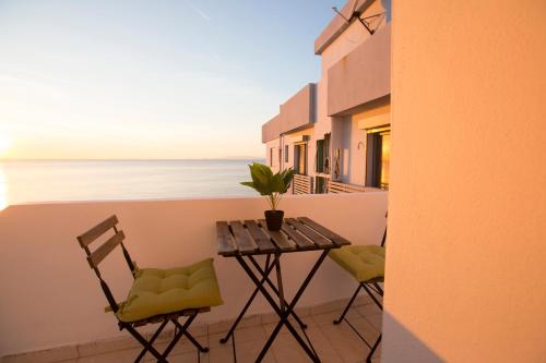 Sea Side Rooms 3