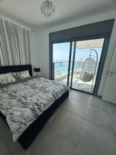 Panorama Apartment " City Garden " in Bat Yam