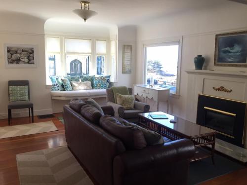 Yellow House Main – Pacific Grove, CA