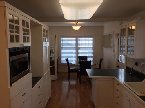 Yellow House Main – Pacific Grove, CA