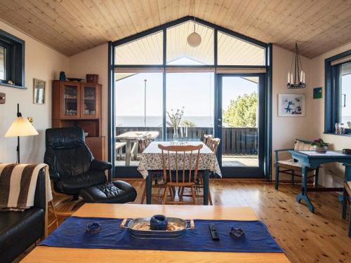 Three-Bedroom Holiday home in Esbjerg V 2