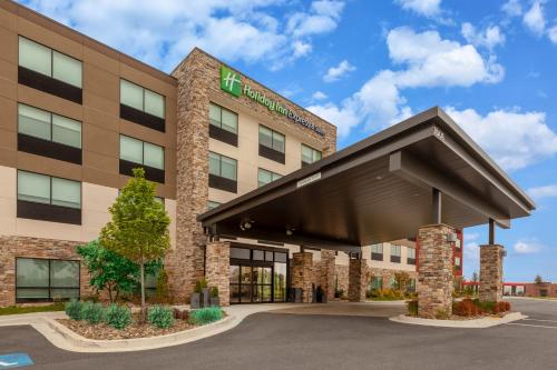 Holiday Inn Express & Suites Brunswick-Harpers Ferry Area, an IHG Hotel in Brunswick, USA