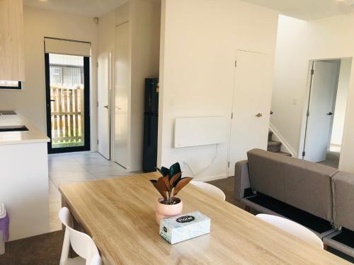Cozy Brand New Townhouse 24, Auckland (zdjęcie 3)