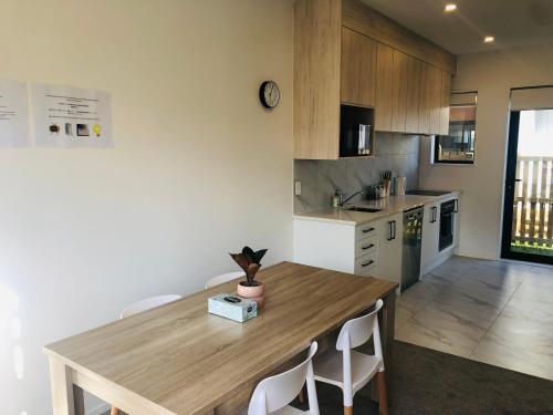 Cozy Brand New Townhouse 24, Auckland (zdjęcie 5)