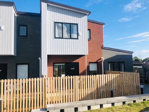 Cozy Brand New Townhouse 24, Auckland (zdjęcie 6)
