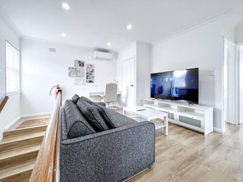 Brand new 2 Bedrooms Apartment in Ingleburn