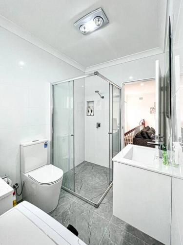 Brand new 2 Bedrooms Apartment in Ingleburn