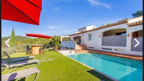 Sublime Bastide vue exceptionnel au calme LE MAS DES FARACHES