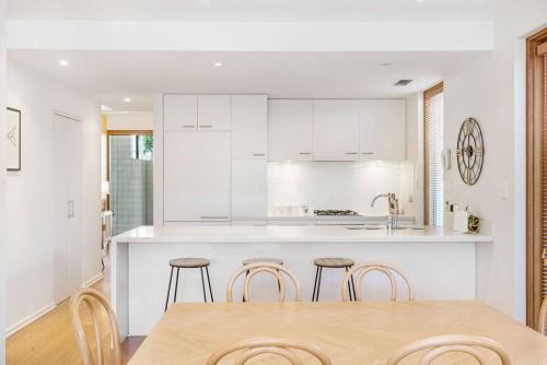 Goodie Goodwood Family Home in Hyde Park