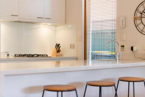 Goodie Goodwood Family Home in Hyde Park