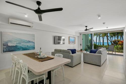 Belle Escapes Oceanview Suite 21 Alamanda Palm Cove