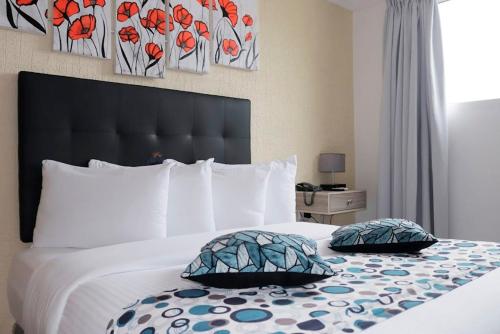 1 queen bed