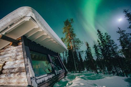 Lapland Lodge - Tap to explore photos