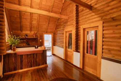 The Nordic Village - Evergreen Retreat