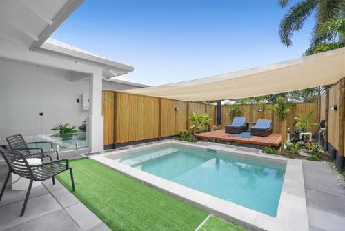 Belle Escapes 120 meters to Beach Luxury Home 7A St Crispin – khách sạn tại Bãi biển Kewarra