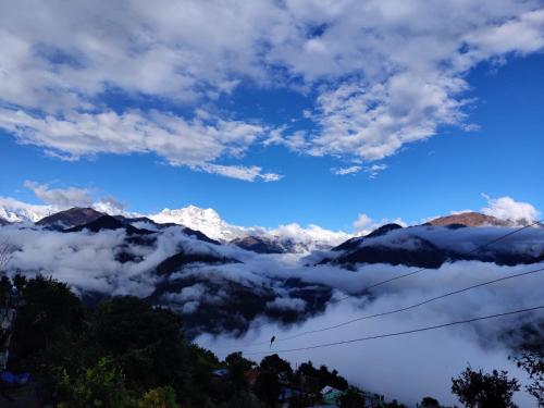 Chaukhamba View Resort, Guptkashi