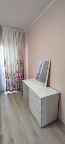 Luxury and stylish apartmen, metro station Obelya, Sofia (Foto 7)